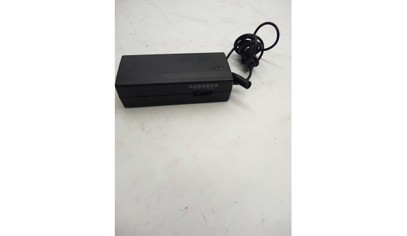 Продається універсальний зарядний пристрій, YTT-100W - 312732