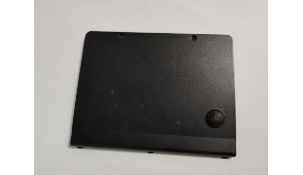 Сервісна кришка, для ноутбука Fujitsu Siemens Amilo Xa2528, Ха2529, Xa1526, 24-46523-00, 80-41218-00, Б/В, В хорошому стані, без пошкодженнь. Є подряпини.