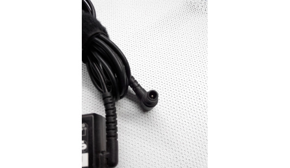 Блок живлення для ноутбука Sony Vaio, 19.5V 2A 39W, NSW24262, 091204-11, VGP-AC19V57, б/в. - 312758