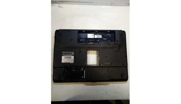 Нижня частина корпуса для ноутбука Toshiba Satellite L350, V000140270, Б/У