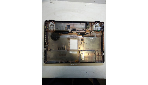 Нижня частина корпуса для ноутбука Toshiba Satellite L350, V000140270, Б/У - 312793