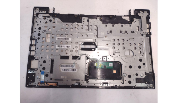 Середня частина корпуса без клавіатури та тачпадом для ноутбука Toshiba Satellite L70, 13N0DQAC014, H000081860, 13N0DQAP012, H000081830, L153541YB0744, Б/В, Всі кріплення цілі, в хорошому стані. - 312804