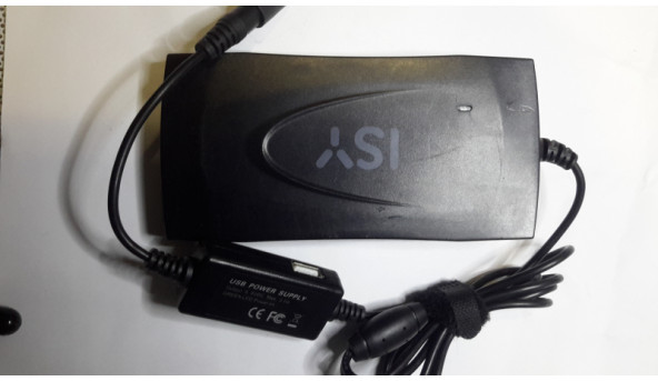 Блок живлення ISY 65W, IN AC 110-220v, out DC 19v 3.42A - 312814