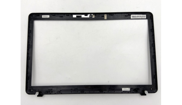Рамка матриці для ноутбука Acer Aspire E1-771 E1-772 Packard Bell LV11HC (13N0-99A0K01) Б/В - 312831