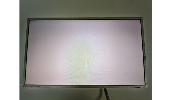 Матриця AU Optronics, B156XW02 V.2, 15.6'', LCD, HD 1366x768, 30-pin, б/в, Присутні засвіти та чорні цятки, є мінімальні подряпини на зображення не впливають - 312876