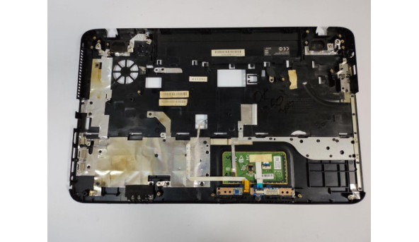 Середня частина корпуса для ноутбука Toshiba Satellite C850D, 15.6", 13N0-ZWA0W01, H000050190, Б/В. Є тріщини на корпусі та тачпаді (фото), та відсутня бочка. - 312886