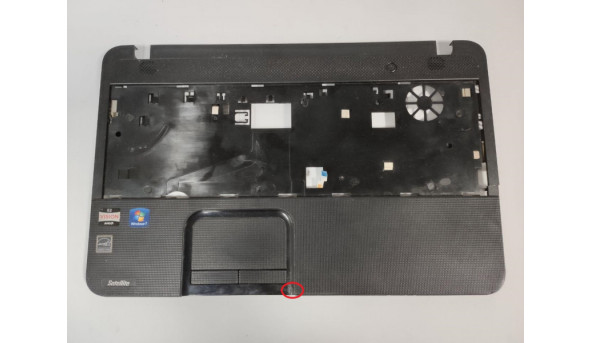 Середня частина корпуса для ноутбука Toshiba Satellite C850D, 15.6", 13N0-ZWA0W01, H000050190, Б/В. Є тріщини на корпусі та тачпаді (фото), та відсутня бочка.