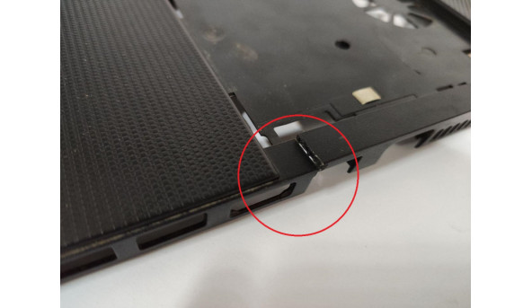 Середня частина корпуса для ноутбука Toshiba Satellite C850D, 15.6", 13N0-ZWA0W01, H000050190, Б/В. Є тріщини на корпусі та тачпаді (фото), та відсутня бочка. - 312886