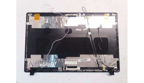 Кришка корпуса матриці для ноутбука Acer Emachines E642, PEW86, AP0FP0001000A, Б/В, всі кріплення цілі, подряпини, потертості. - 312976