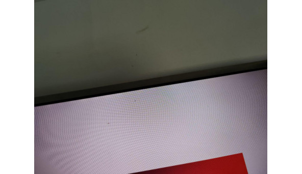 Матриця Samsung, LTN156AT17, 15.6", WideScreen, LED, HD 1366x768, 40 pin, б/в, Є подряпини, з лівого боку є біла полоска (фото), під прямим кутом майже непомітна. Присутні чорні плямки - 312977