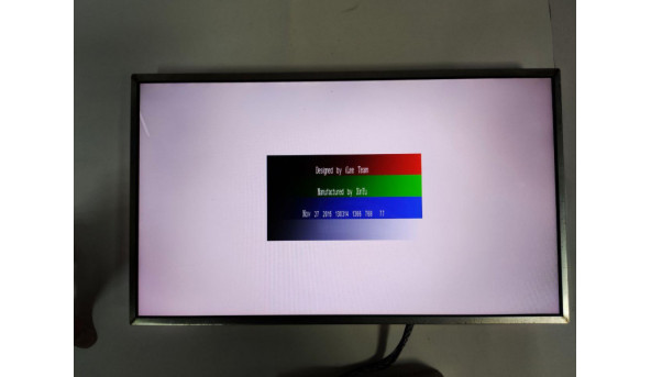 Матриця Samsung, LTN156AT17, 15.6", WideScreen,  LED, HD 1366x768, 40 pin, б/в, Є подряпини, з лівого боку є біла полоска (фото), під прямим кутом майже непомітна. Присутні чорні плямки