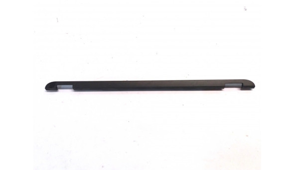 Заглушка завіс для ноутбука Dell Vostro 3360, 13.3", CN-0X4RGC, Б/В. Без пошкоджень.