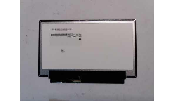 Матриця AU Optronics, B116XAN03 V.2, 11.6", 30-pin, LED, HD 1366x768, Б/В, є два засвіти, малопомітний при роботі. - 313140