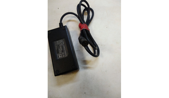 Універсальний блок живлення EPC ADAPTER, UA-400, Б/У - 313255