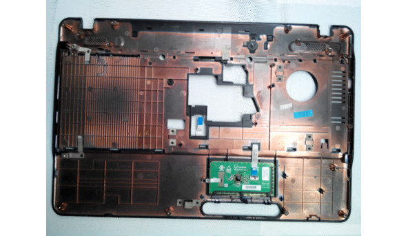 Середня частина корпуса для ноутбука Toshiba Satellite C660, C660D, AP0IK000200, б/в. - 313275