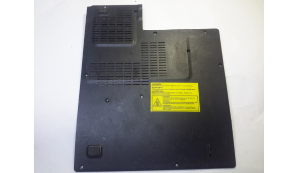 Сервісна кришка для ноутбука Fujitsu Amilo Pa 1510, 83GL50090-03, Б/В. В хорошому стані,без пошкоджень. Є подряпини та потертості.