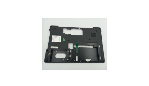 Нижняя часть копуса Fujitsu Lifebook A556 в хорошем состоянии без повреждений Б/У
