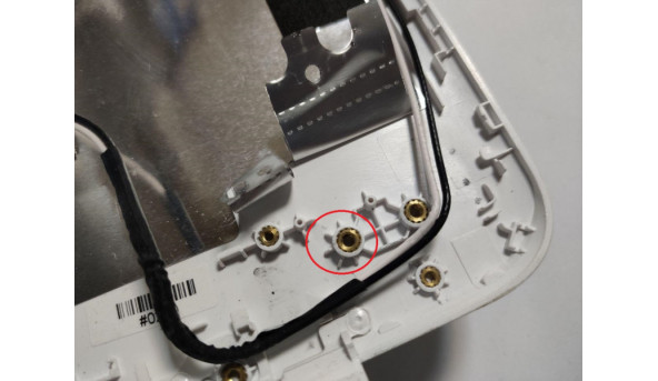 Кришка матриці для ноутбука для ноутбука HP Chromebook 14, 14-q, 14-q075no, 14.0", ZYU35Y01TP003, EAY01004010, б/в. Місцями злазить фарба, три кріплення мають маленькі тріщини (фото) - 314041