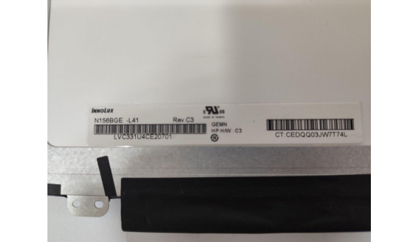 Матриця InnoLux, N156BGE-L41 REV.C3, 15.6", HD 1366x768, 40 pin, Slim, б/в, Присутні подряпини які помітні при роботі, та є маленький ледь помітний засвіт - 314160