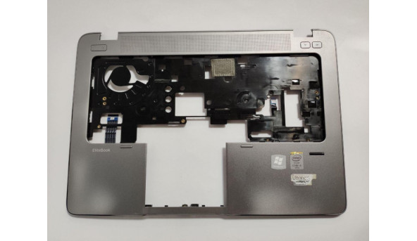 Середня частина корпуса для ноутбука HP EliteBook 840 G1, 14.0", 6070B676601, 730964-001, б/в. Зламане одне кріплення (фото).