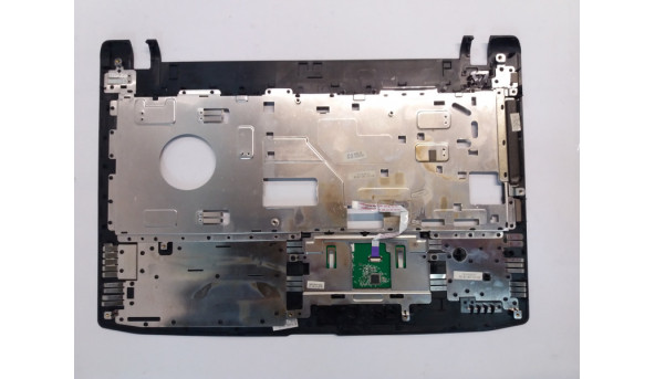 Середня частина корпуса для ноутбука Medion Akoya P6622, MD98250, P6624, MD98390, 15.6", 60.4GU06.001, Б/В. В хорошому стані, без пошкодженнь. - 314286