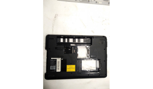 Нижня частина корпуса для ноутбука Medion MD 97900, 15.4", 60.4Q103.002, Б/В