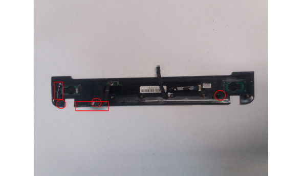 Верхня накладка на середню частину, для ноутбука Lenovo IdeaPad Y560, 15.6", EBKL3014010, б/в, є поламані кріплення та сліди клею (фото) - 314422