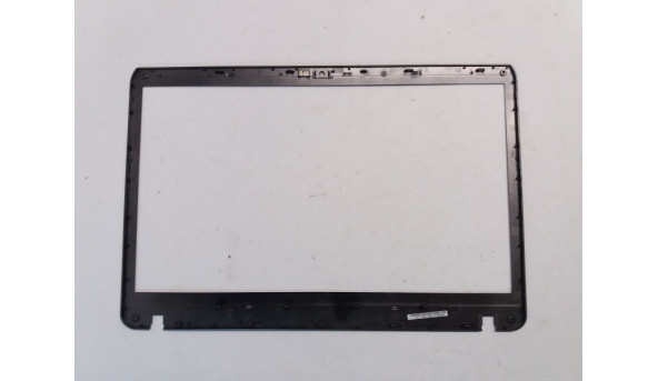 Рамка матриці корпуса для ноутбука Sony Vaio PCG-81212M, 012-100A-2643, Б/В. Кріплення всі цілі, подряпини, потертості. - 314544