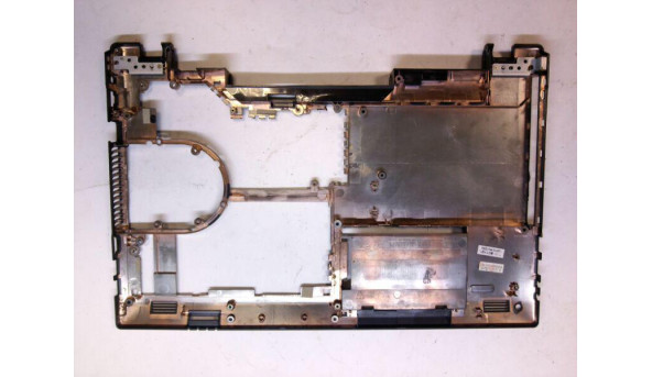 Нижня частина корпуса для ноутбука Clevo W550, 6-39-W5503-014, Б/В.