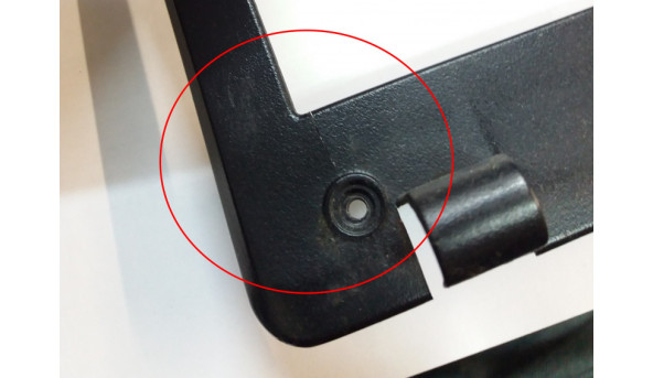Рамка матриці корпуса для ноутбука Lenovo G560E, AP0IS000100, Б/В, Має тріщину зліва знизу. - 314903