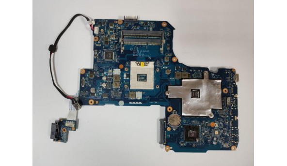 Материнська плата для ноутбука ASUS K95V, 18.4", QCL90 LA-8223P, Rev:1.0, Б/В.  Є впаяне відео NVIDIA GeForce GT635M, N13P-GLR-A1