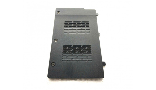 Сервісна кришка для ноутбука Toshiba Satellite P300, P305, DZC3IBD3RD, 3IBD3RD0I000, Б/В. Всі кріплення цілі. Без пошкоджень