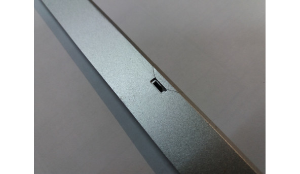 Рамка матриці корпуса для ноутбука SONY VAIO VPCSB, PCG-4121GM, 012-100A-6394-E, Б/В, має пошкодження (фото) - 315083