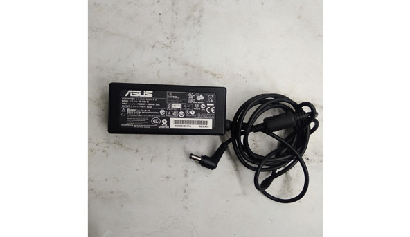 Зарядка  для ноутбука  Asus 65W, 19V, 3.42A, 100-240V, 50-60Hz