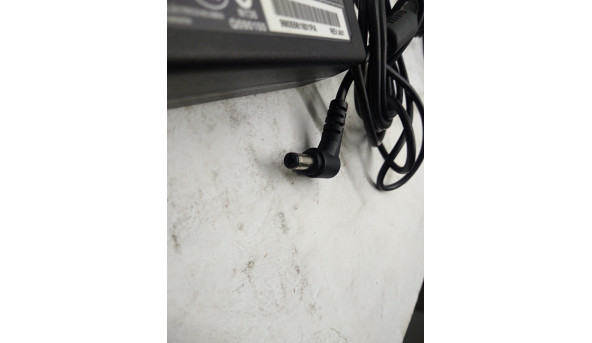 Зарядка для ноутбука Asus 65W, 19V, 3.42A, 100-240V, 50-60Hz - 315319
