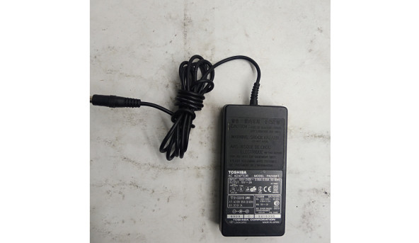 Зарядка  для ноутбука  Toshiba, pa2450u, 65W, 15V, 3A, 100-240V, 50-60Hz, Оригінал