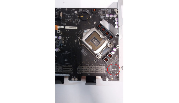 Материнська плата для Apple iMac A1312, 27", 820-2901-A, Б/В, Не тестована, має пошкодження та сліди вологи. - 315397