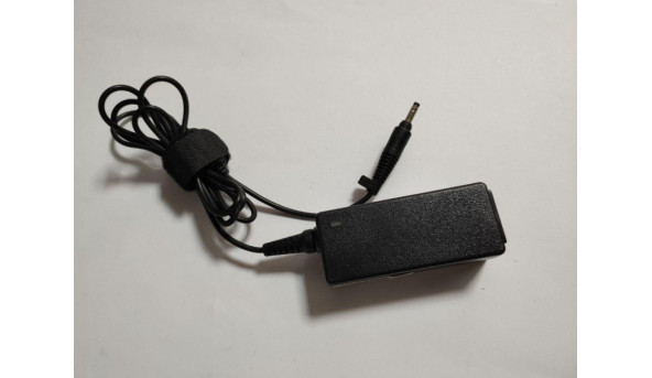 Зарядка, блок живлення для ноутбука LAVOLTA, Model: PA-EUC26, Input: 100-240V--1.5A, 50-60Hz, Output: 19.5V, 2.05A, 40W, Б/В