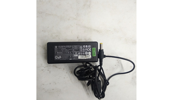 Зарядка Li Shin для ноутбука  Lenovo, IdeaPad, MSI, Toshiba, Fujitsu, 0225a2040 , 40W, 20V, 2A, 100-240V, 50-60Hz, Оригінал