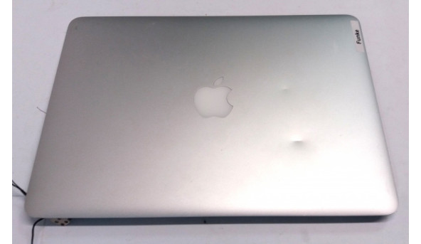 Кришка корпуса з шлейфоми для ноутбука Apple MacBook Pro A1502 2013 13", n28255d, lsn133dl02, Б/В.   Матриця розбита, кришка має вмятини.