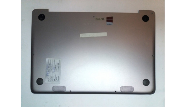 Нижня частина корпусу для ноутбука Asus UX330C, U330CA, U330CAK,13NB0CP1AM0401 Б/В.   Всі кріплення цілі. Вмятина справа знизу.