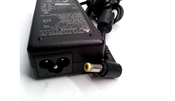 Зарядка для ноутбука Delta Electronics ADP-65DB, 65W, 19.0V, 3.42A, Б/В - 315725