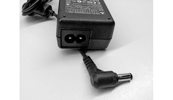 Зарядка для ноутбука DELTA ADP-65HB AD, 65W, 20.0 V, 3.25A, Б/В - 315825