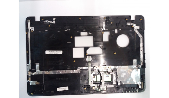 Середня частина корпуса для ноутбука Toshiba Satellite L650, L650D, V000210750, Б/В. Всі кріплення цілі. Без пошкоджень - 315888