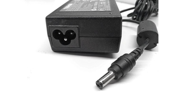 Зарядка для ноутбука Toshiba PA-1900-36, 90W, 19.0V, 4.74A. Оригінал, Б/В - 315966