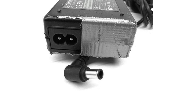 Зарядка для ноутбука Sony VGP-AC19V10, 92W, 19.5V, 4.7A, оригінал, Б/В - 315973