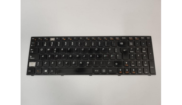 Клавіатура для ноутбука Lenovo IdeaPad B5400, 15.6", б/в. В хорошому стані, без пошкоджень. Клавіатура тестована, робоча. Відсутні дві клавіші (фото)
