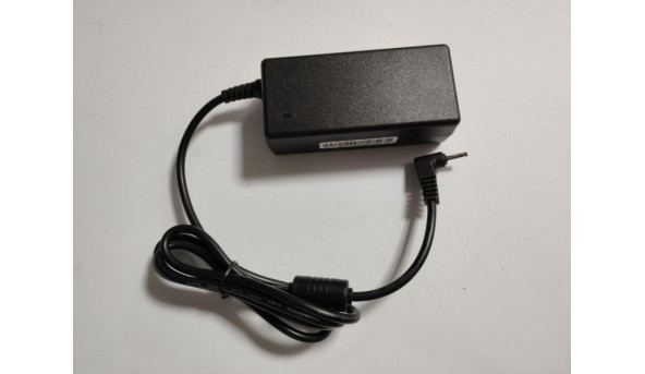 Зарядка, блок живлення для ноутбука Asus, Model: EXA082XA, Input: 100-240V--1.5A, 50-60Hz, Output: 19V, 2.1A, 36W, Б/В