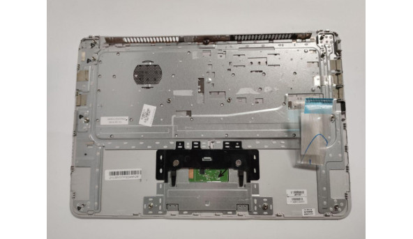 Середня частина корпуса для ноутбука HP Chromebook 14, 14-q, 14-q075no, 14.0", 34Y01TSTP00, 740172-DH1, EAY01003020, б/в. В хорошому стані. Продається разом з протестованою клавіатурою (не працює правий Shift) - 316167