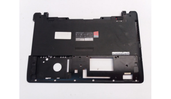 Нижня частина корпуса для ноутбука Asus X552, X552M, F552, 13NB00T1AP1511, Б/В, Всі кріплення цілі, подряпини, потертості.